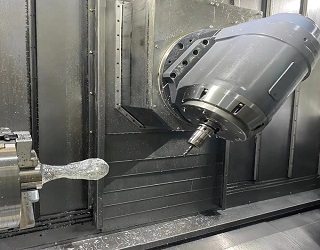 The Game-Changing Role of Custom 5-Axis Machining in Robotics