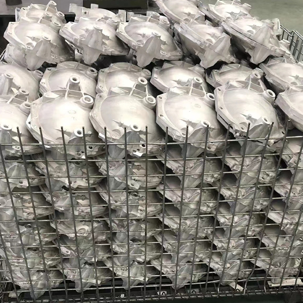 aluminnum_die_casting_engine_part.jpg
